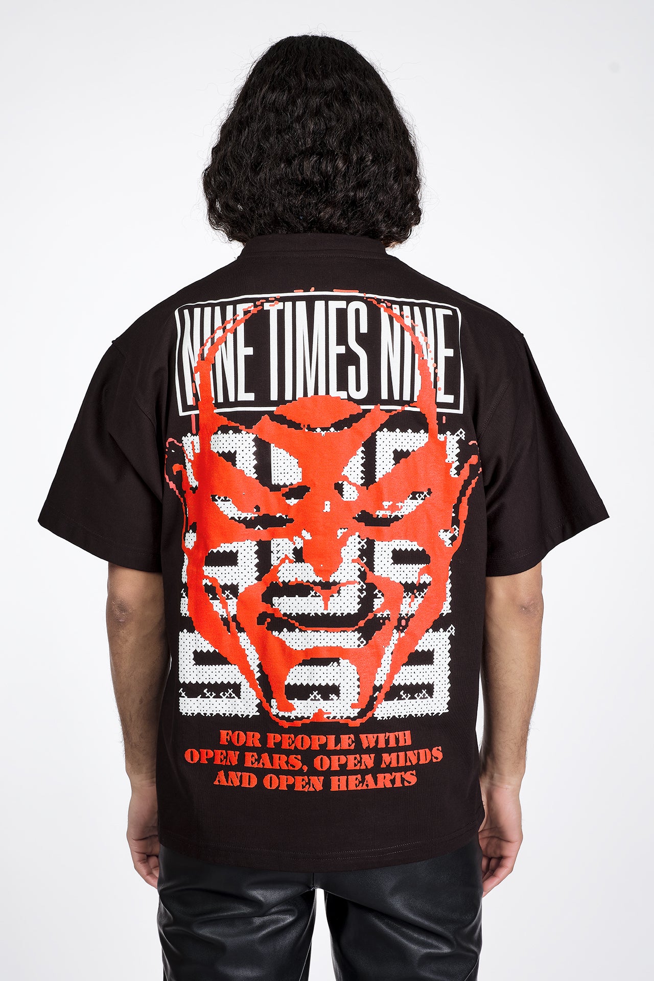 OPEN HEARTS LOGO BLACK/WHITE/RED - TEE